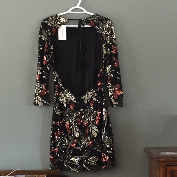 Sparkly open back dress - Picture 2 of 5